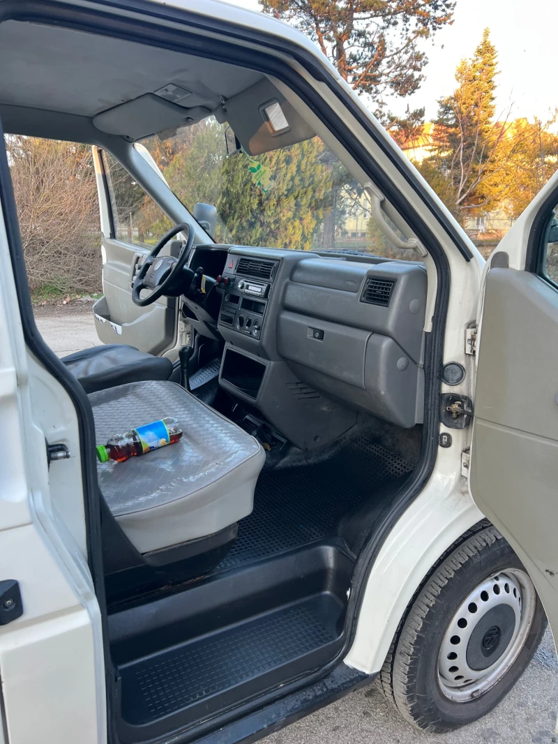 VW Transporter 2.5TDI, снимка 9 - Бусове и автобуси - 52921475