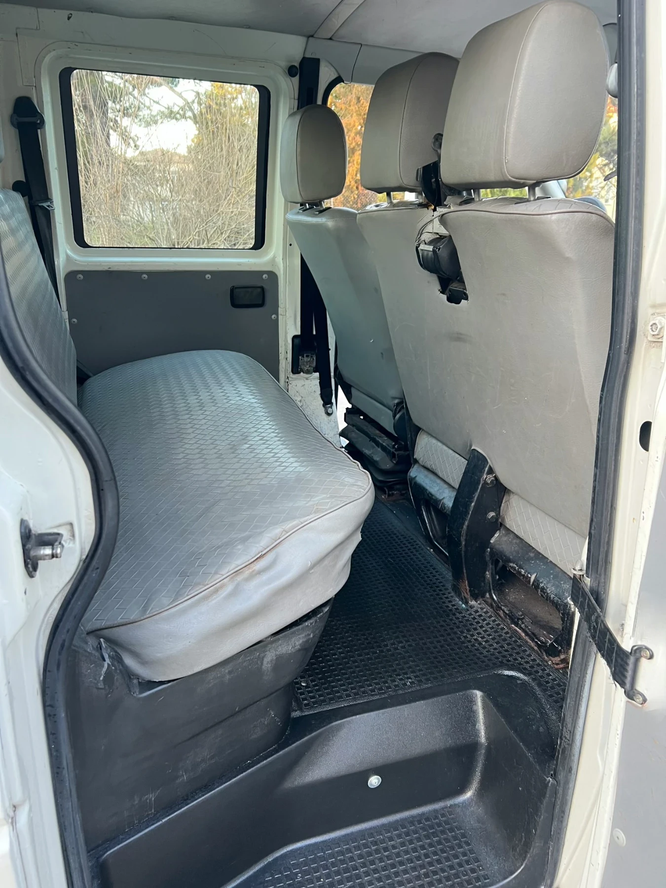 VW Transporter 2.5TDI - изображение 10