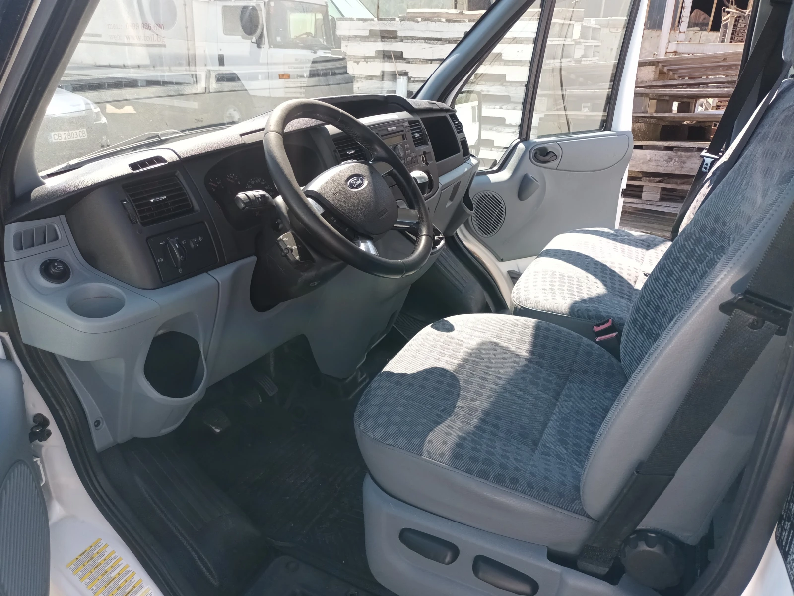 Ford Transit 2.2Tdci, снимка 10 - Бусове и автобуси - 54116301