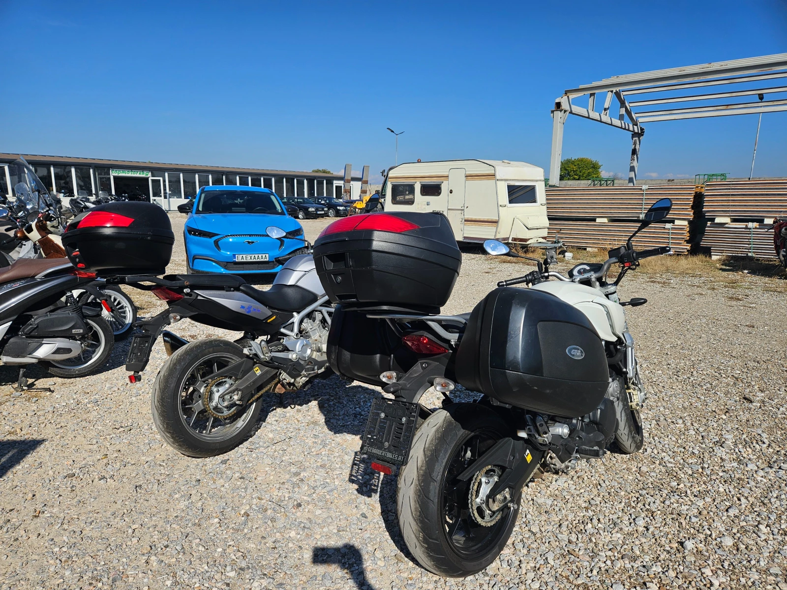 Aprilia Mana   | Mobile.bg   4