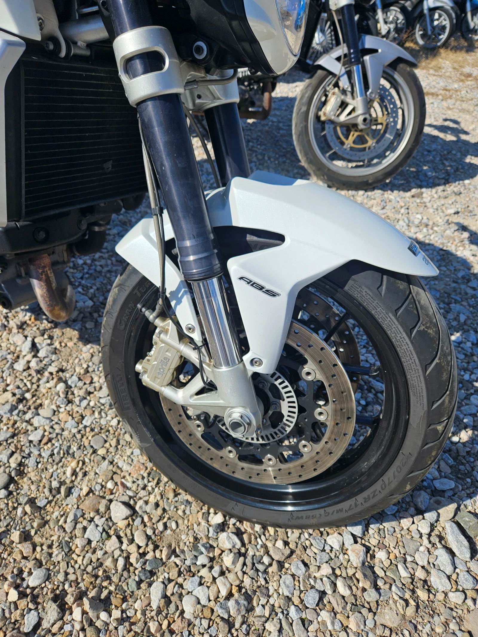 Aprilia Mana   | Mobile.bg   11