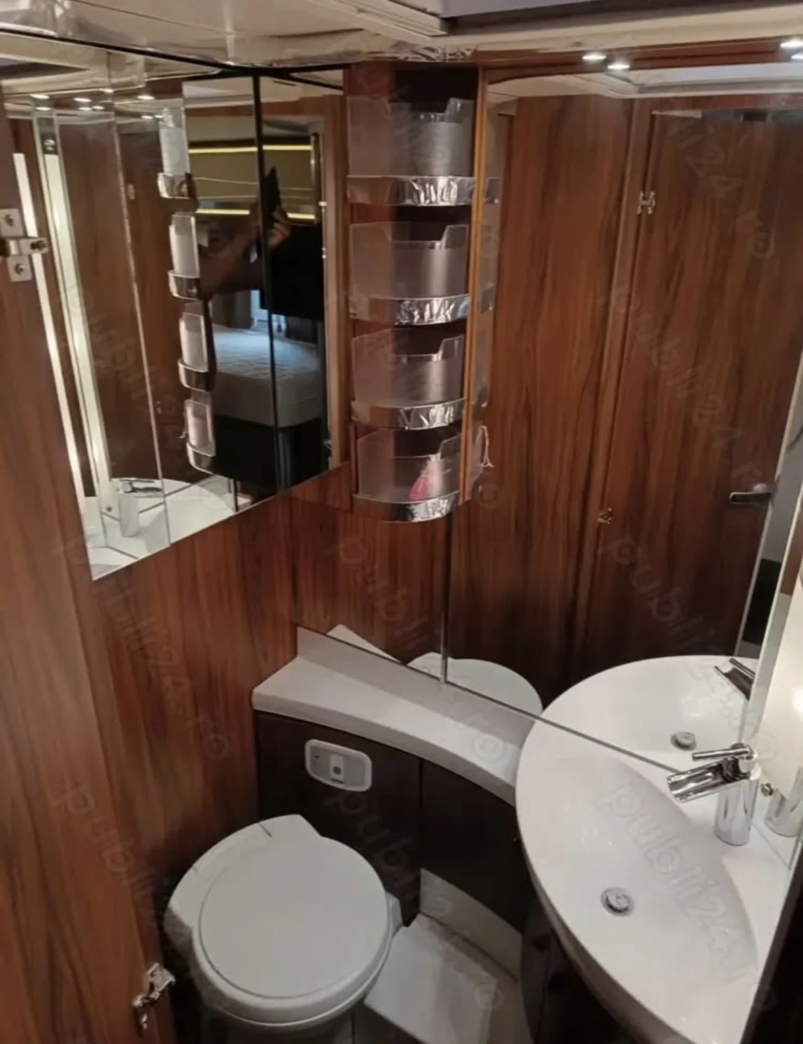 Кемпер Fiat Hobby Premium , снимка 10 - Каравани и кемпери - 54361013