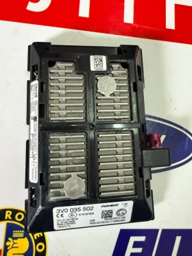 3V0035502 Модул безжично зареждане SKODA SUPERB 3  3V0 035 502, снимка 2 - Части - 52661588
