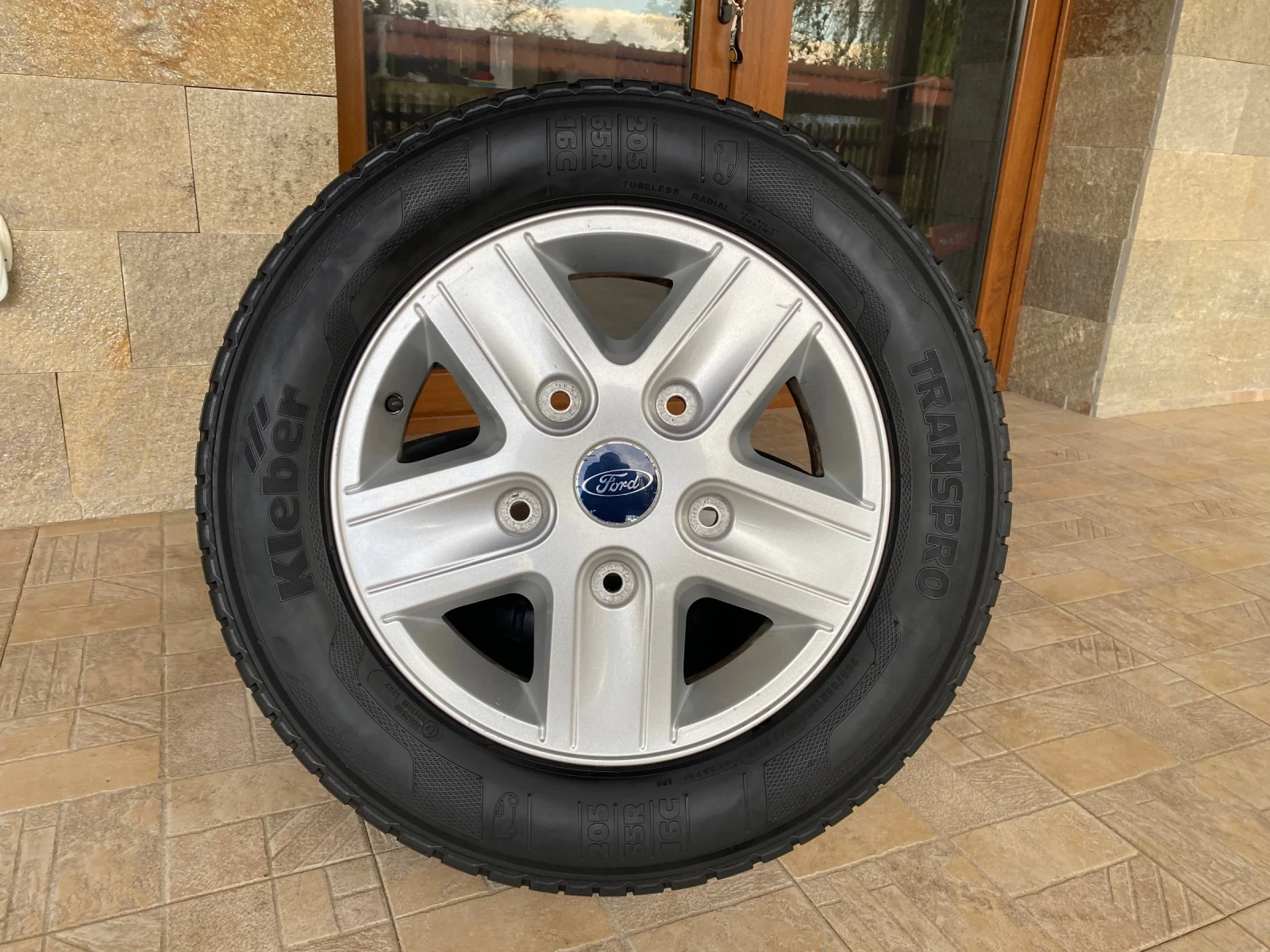 Гуми с джанти Kleber 205/65R16, снимка 7 - Гуми и джанти - 56245117