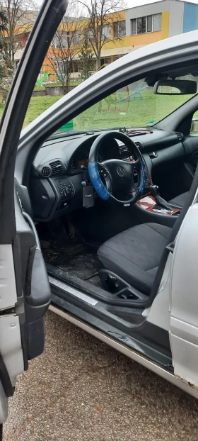 Mercedes-Benz C 220 2.2 CDI, снимка 8