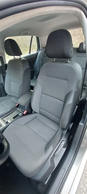 VW Golf 1.6 tdi , снимка 10