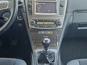 Toyota Avensis 2.0D4D-NAVI-КОЖЕН САЛОН, снимка 9