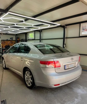 Обява за продажба на Toyota Avensis 1.8 ~12 600 лв. - изображение 4