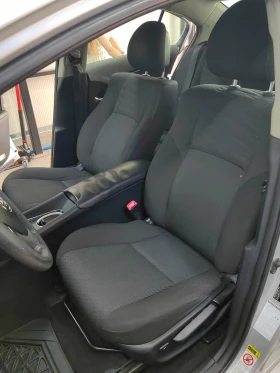 Обява за продажба на Toyota Avensis 1.8 ~12 600 лв. - изображение 11