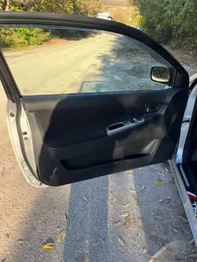 Toyota Corolla 1, 4 | Mobile.bg    16