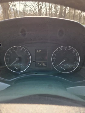 Skoda Octavia 1.9TDI 4х4  - 2850 € / 5574.12 лв. - 65096013 8