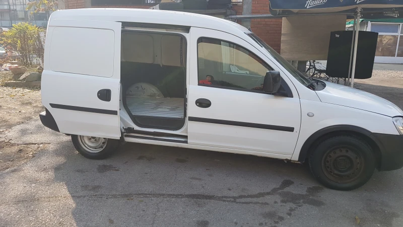 Opel Combo 1.3CDTI, снимка 5 - Автомобили и джипове - 47775486