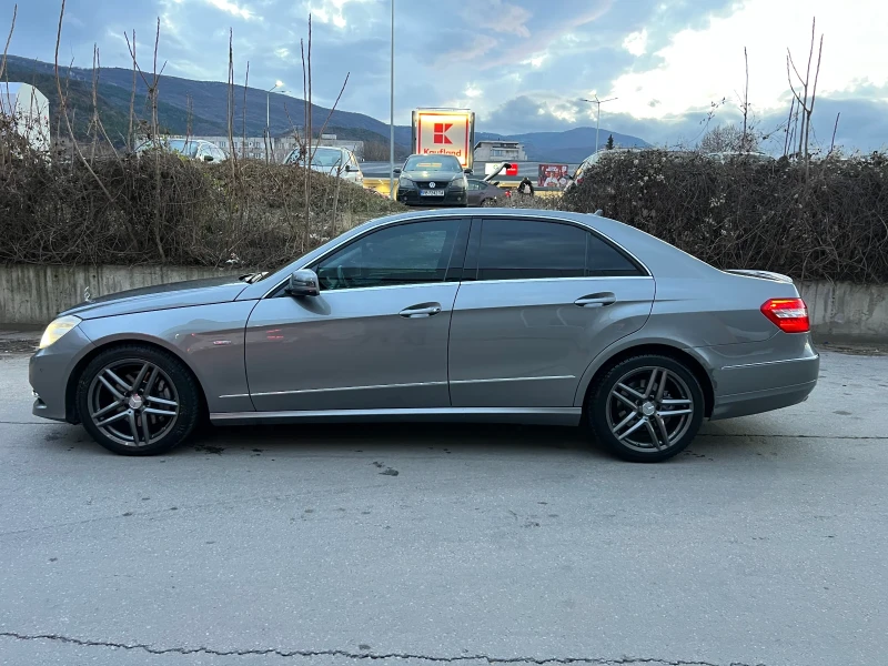 Mercedes-Benz E 350 350CD? 4matic! BIXENON!, снимка 4 - Автомобили и джипове - 48360116