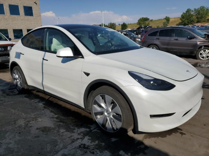 Tesla Cybertruck Yes All wheel drive, снимка 6 - Автомобили и джипове - 48395870