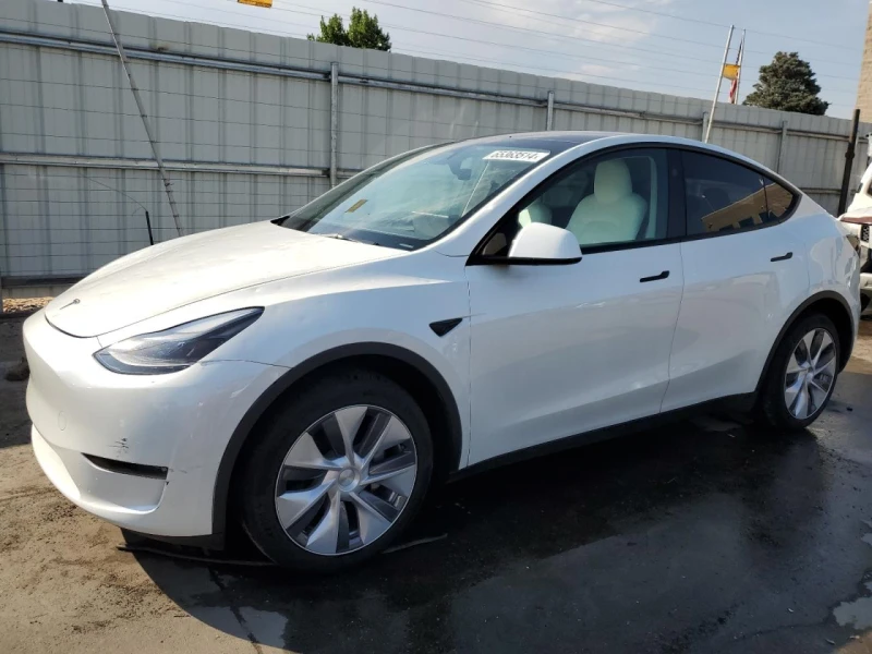 Tesla Cybertruck Yes All wheel drive, снимка 1 - Автомобили и джипове - 48395870