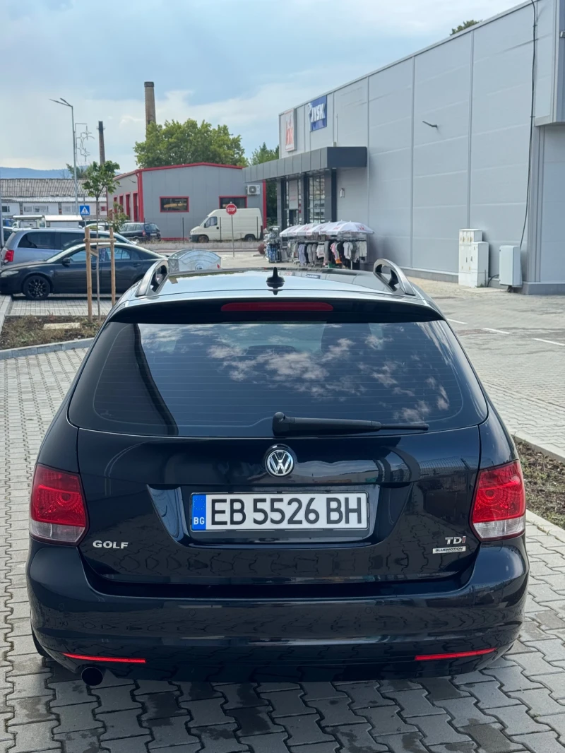 VW Golf 1.6 , снимка 5 - Автомобили и джипове - 51527312