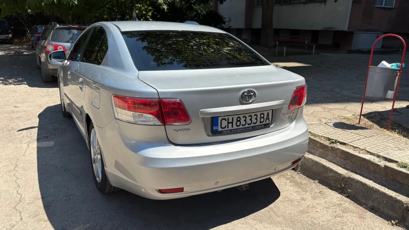 Toyota Avensis 2.0 152 к.с , снимка 2 - Автомобили и джипове - 51699581