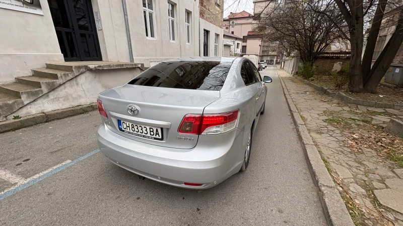 Toyota Avensis 2.0 152 к.с , снимка 3 - Автомобили и джипове - 51699581
