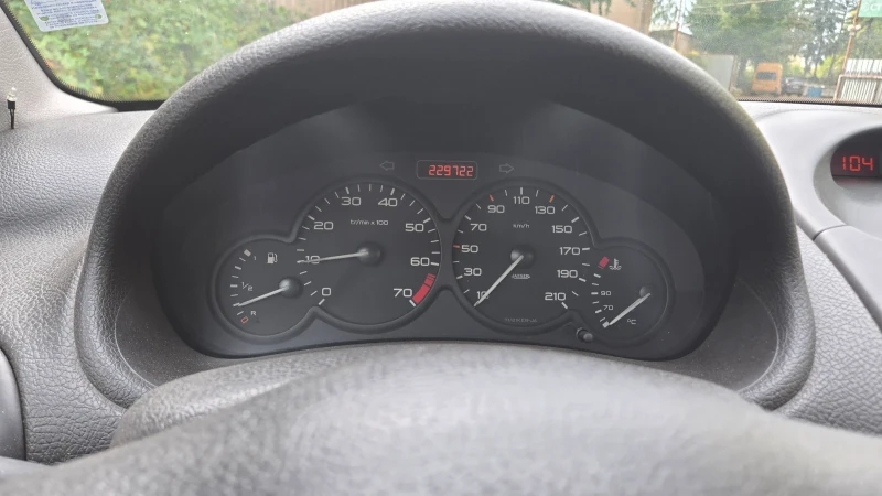 Peugeot 206, снимка 4 - Автомобили и джипове - 52242990