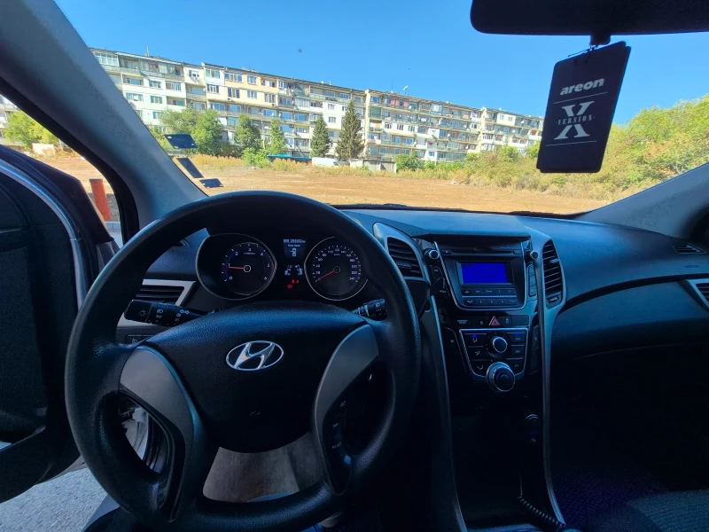 Hyundai I30 1.4crdi, снимка 11 - Автомобили и джипове - 52410200