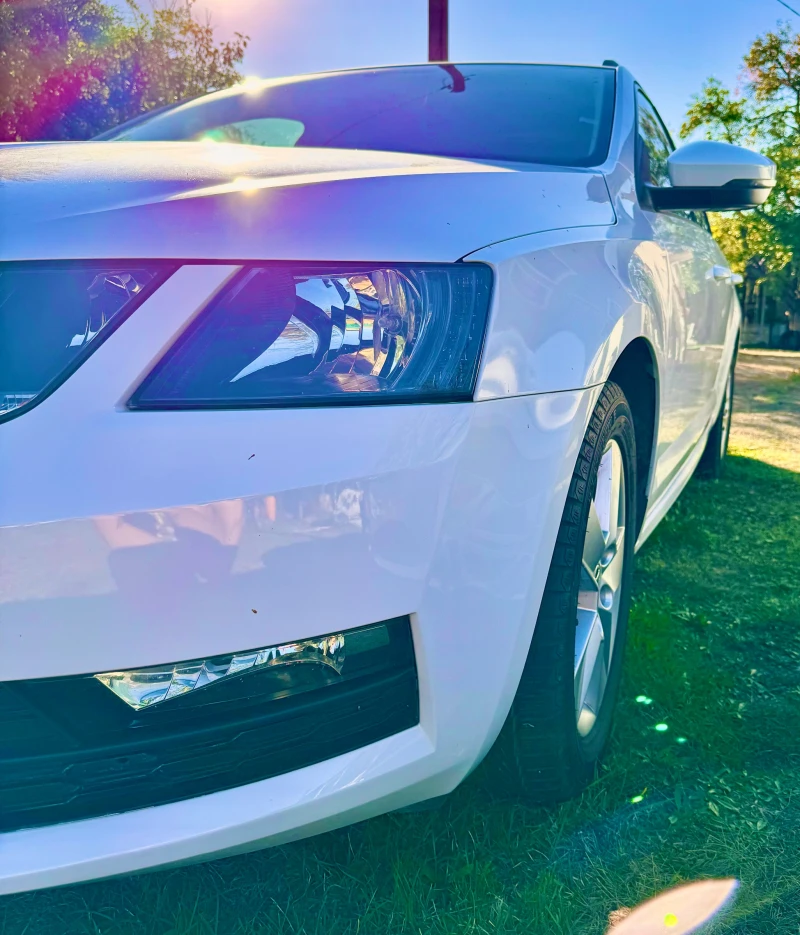 Skoda Octavia Отлично състояние, снимка 6 - Автомобили и джипове - 52548704