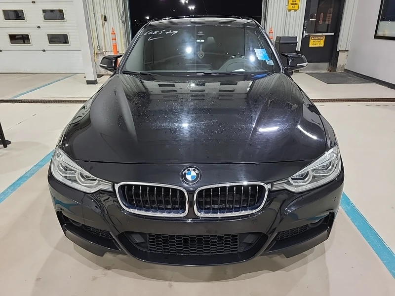 BMW 330 * 330I XDRIVE * CARFAX * БЕЗ ПЪРВОНАЧАЛНА ВНОСКА, снимка 2 - Автомобили и джипове - 52799752