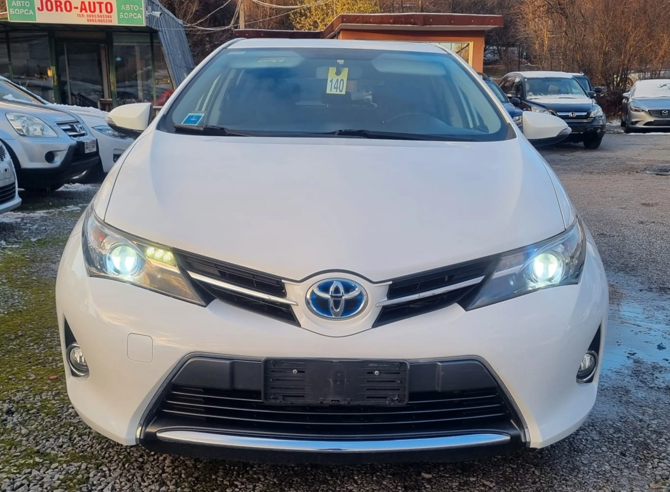 Toyota Auris 1.8Hybrid* * 134х.км* * Lounge* ТОП*  - изображение 2