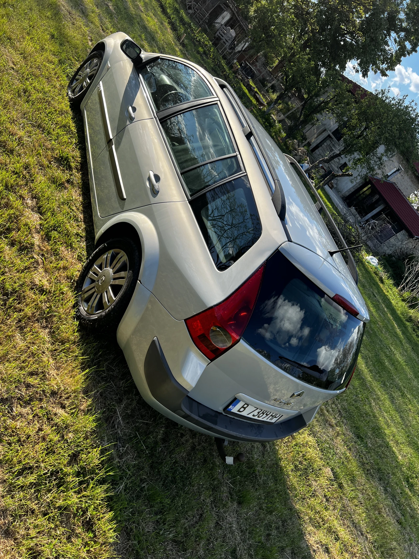 Renault Megane 1.6 16V LUXE, Keyless, Xenon, Подгрев - изображение 3