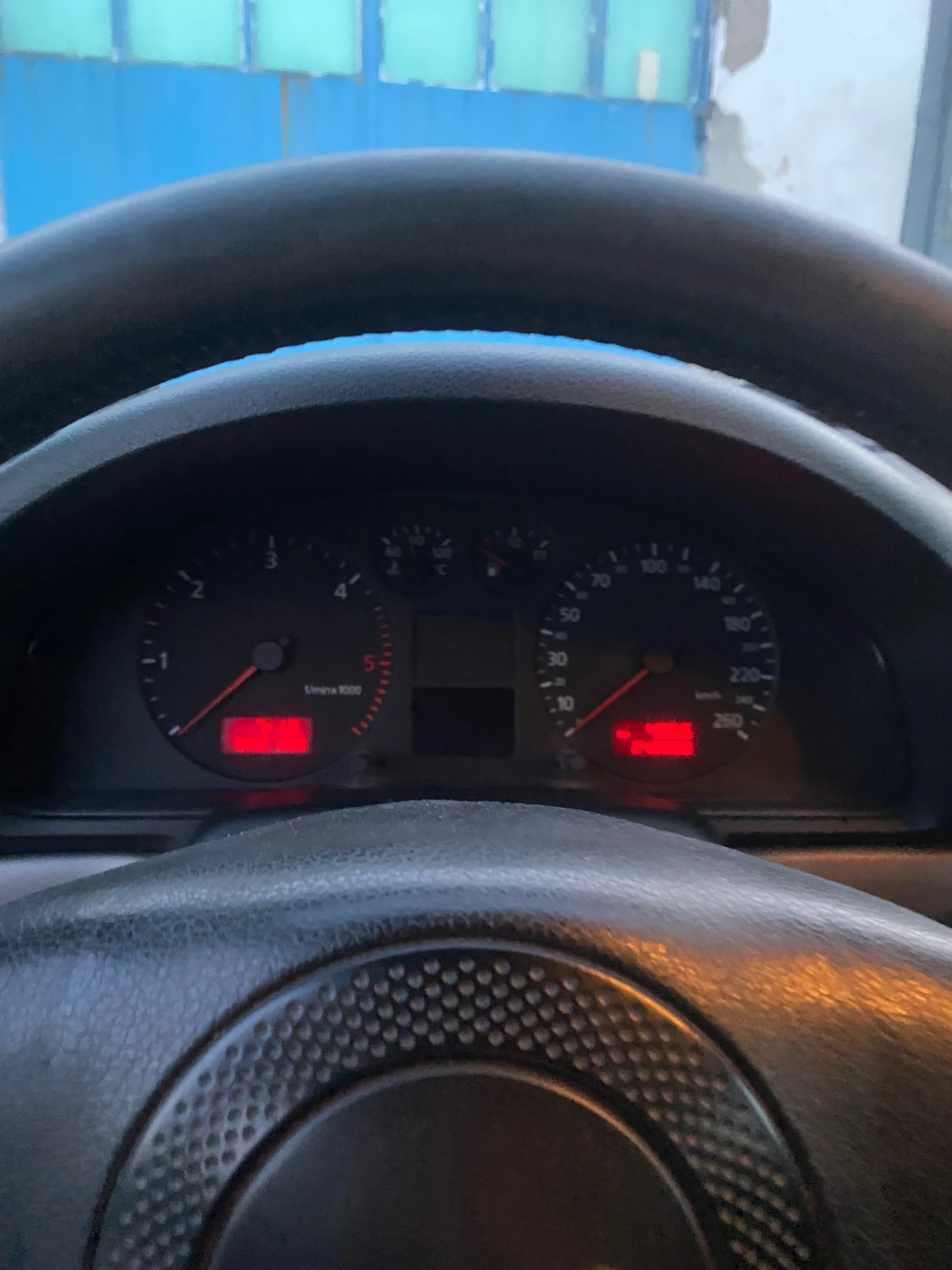 Audi A4 1.9 110 - изображение 7