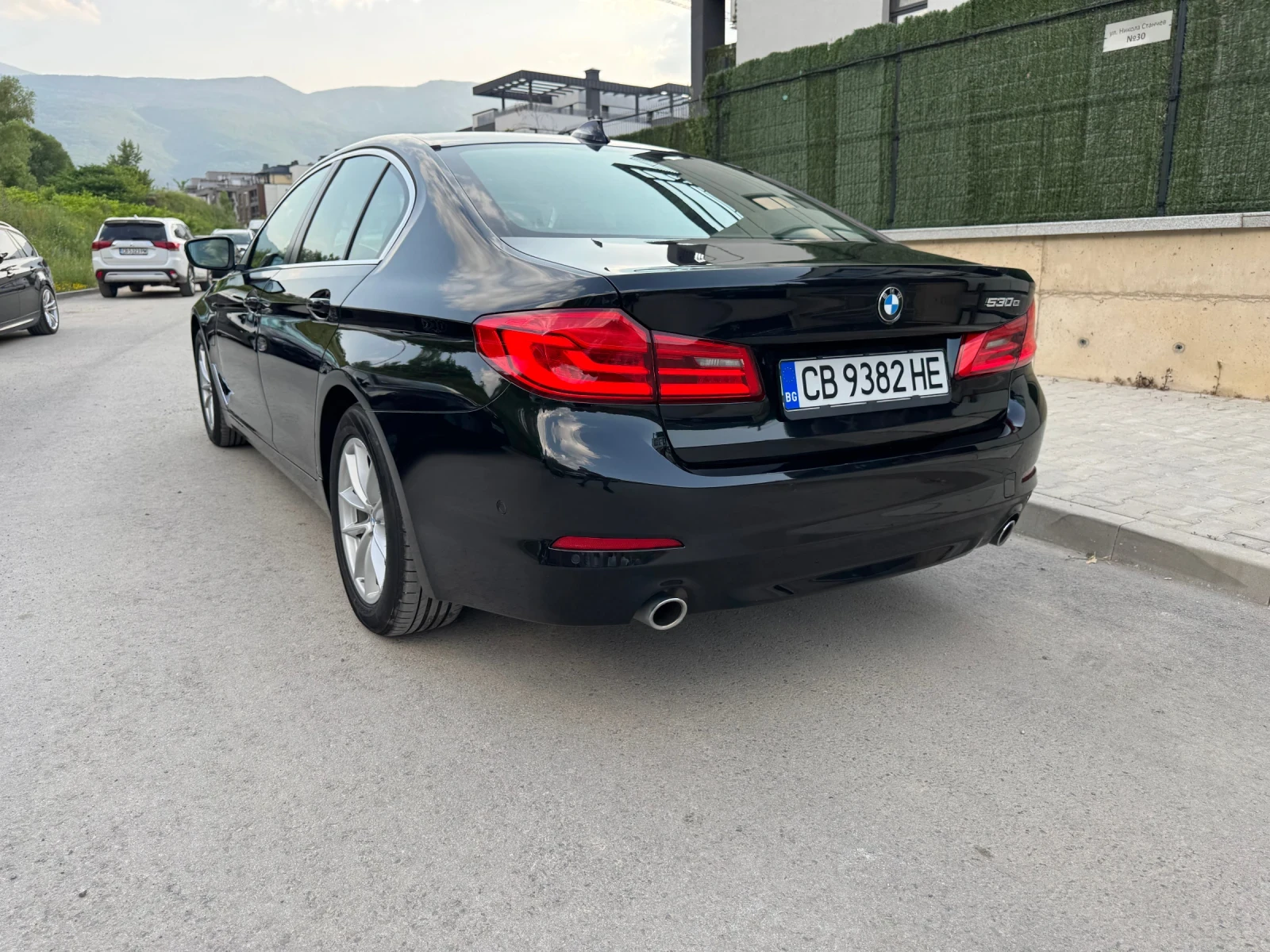 BMW 530 E plug-in hybrid - изображение 9