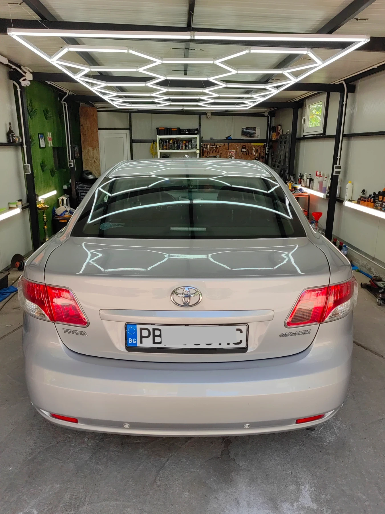 Toyota Avensis 1.8 - изображение 6