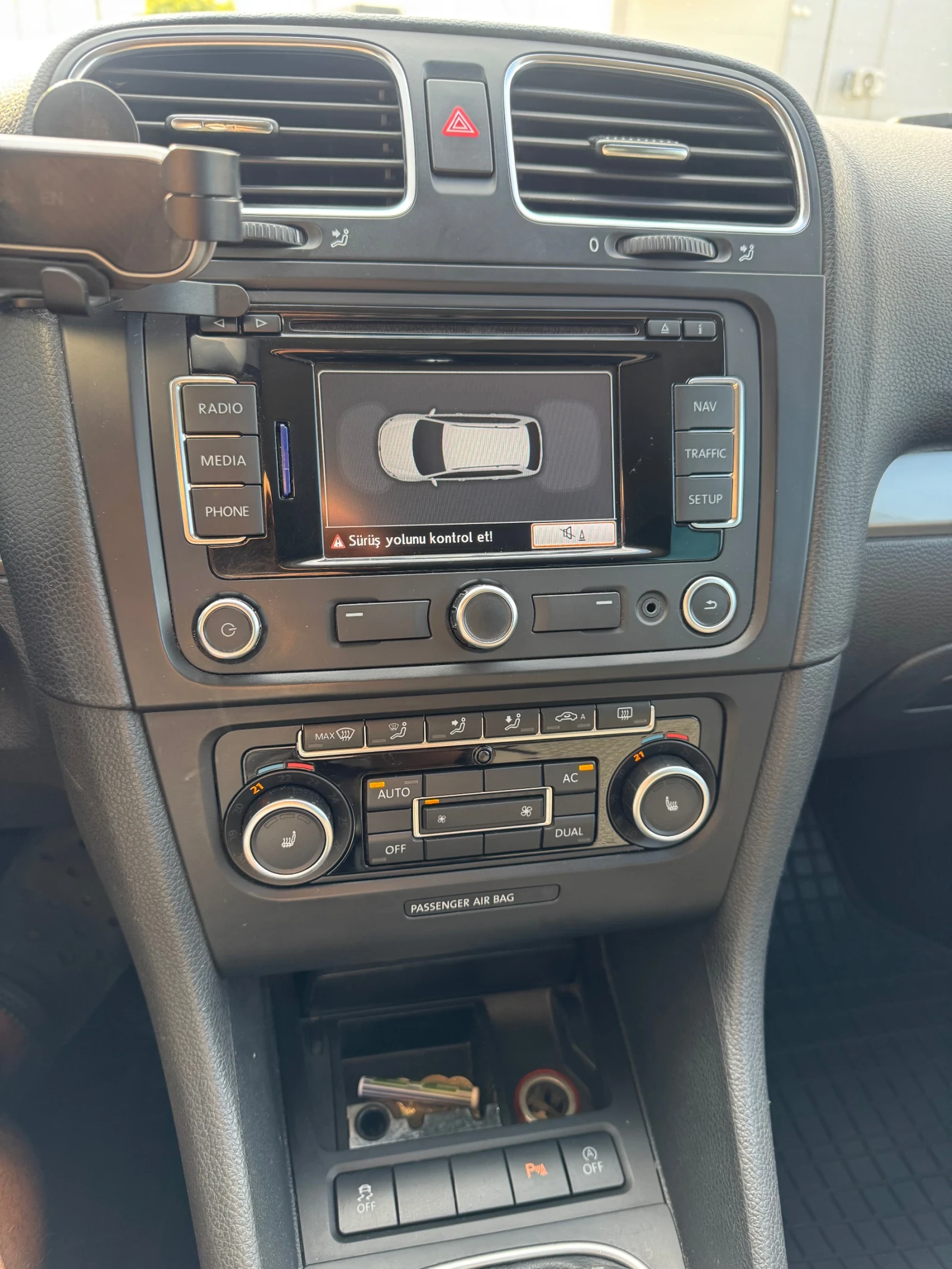 VW Golf 1.6  - изображение 10