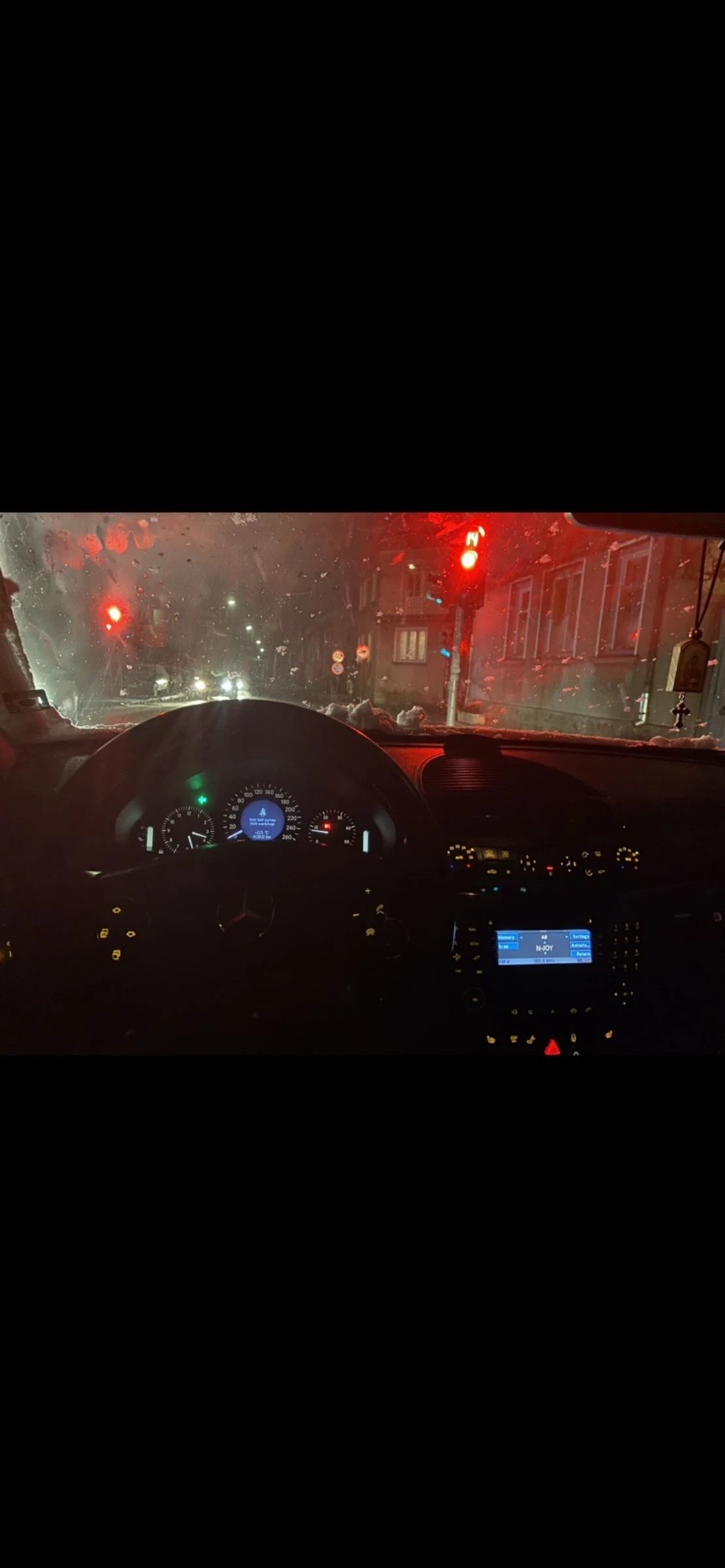 Mercedes-Benz E 270 E 270 - изображение 5