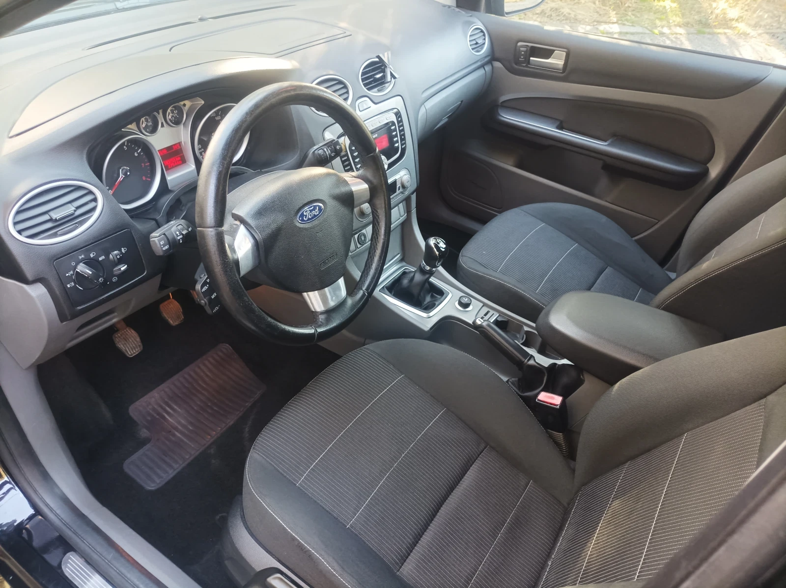 Ford Focus 2.0 LPG | Mobile.bg — изображение 11