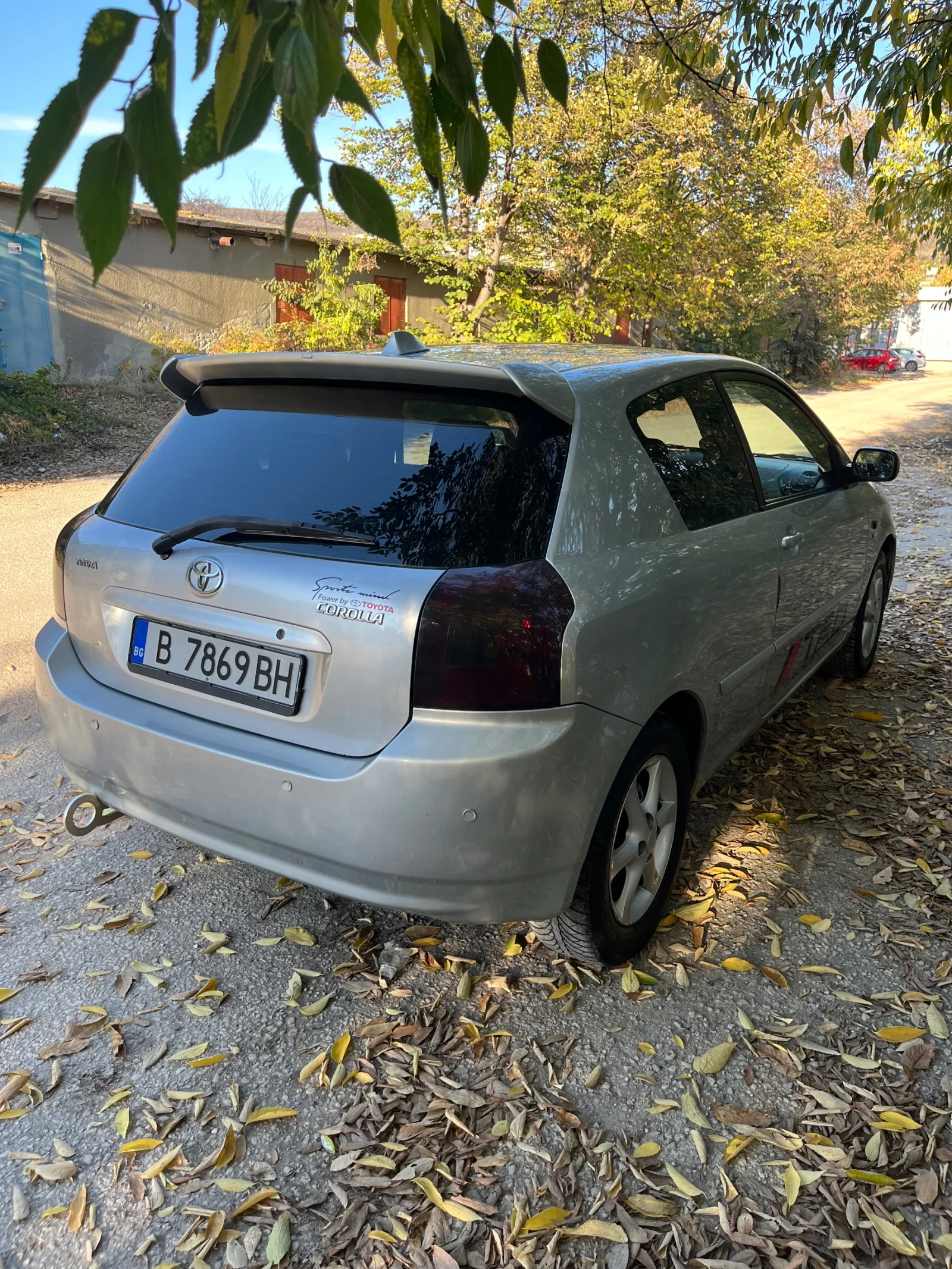 Toyota Corolla 1, 4 - изображение 9