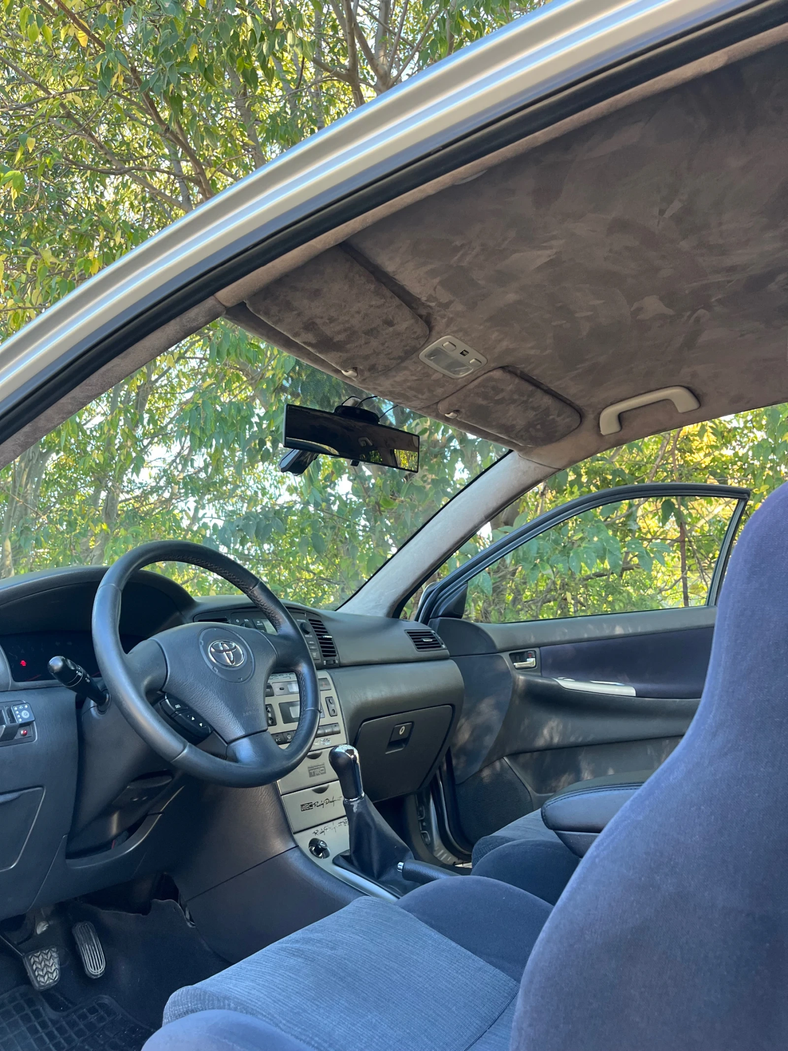 Toyota Corolla 1, 4 | Mobile.bg   15