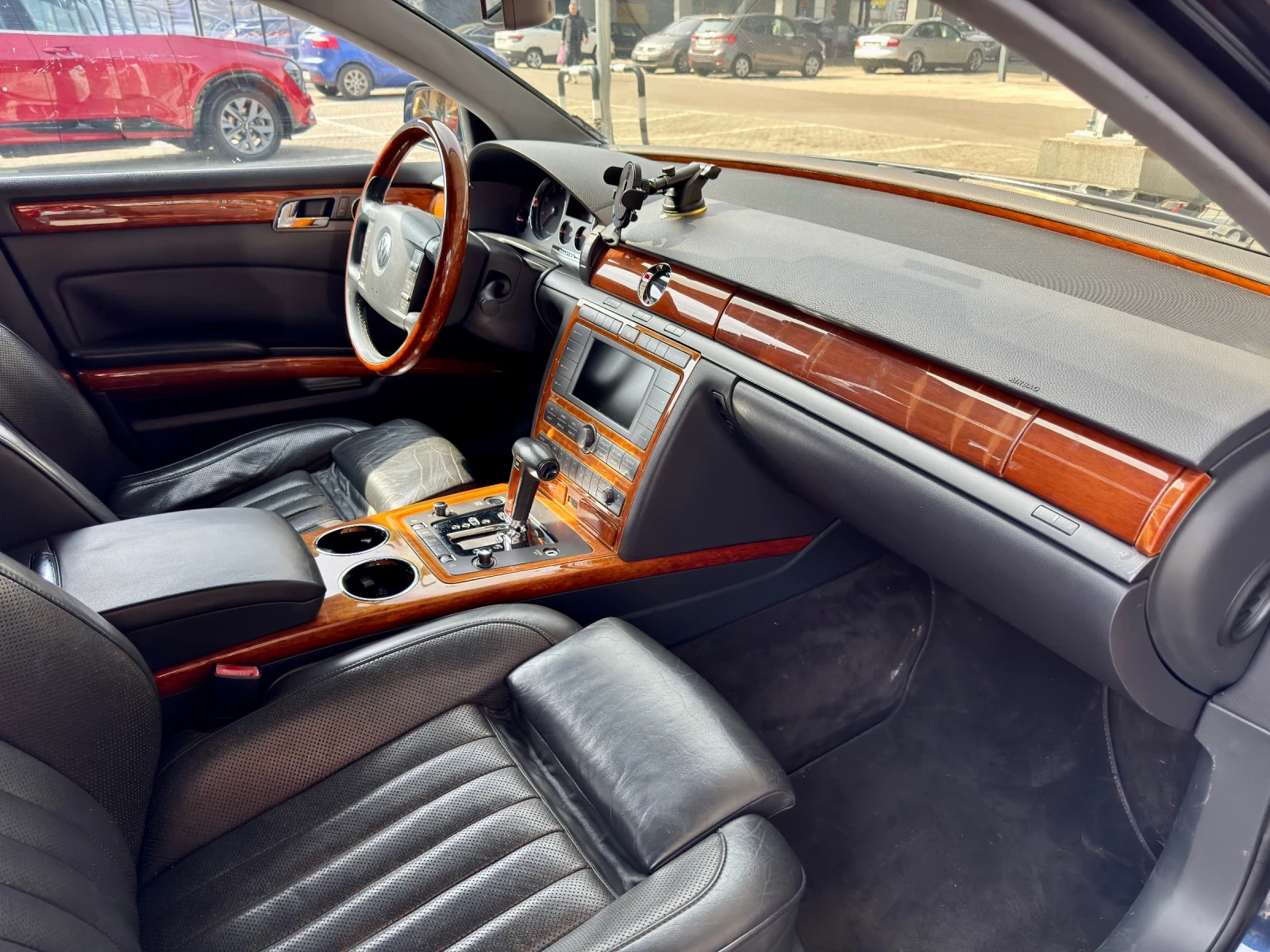 VW Phaeton 4.2 газ/бензин, снимка 12 - Автомобили и джипове - 53755442