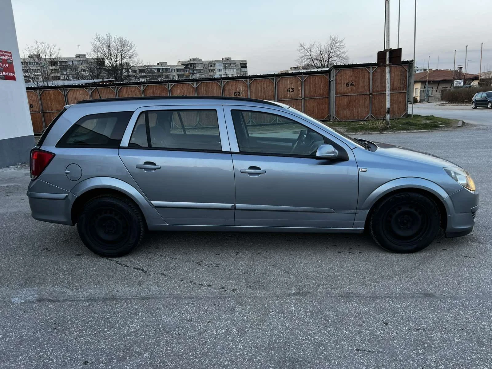 Opel Astra, снимка 3 - Автомобили и джипове - 53921593