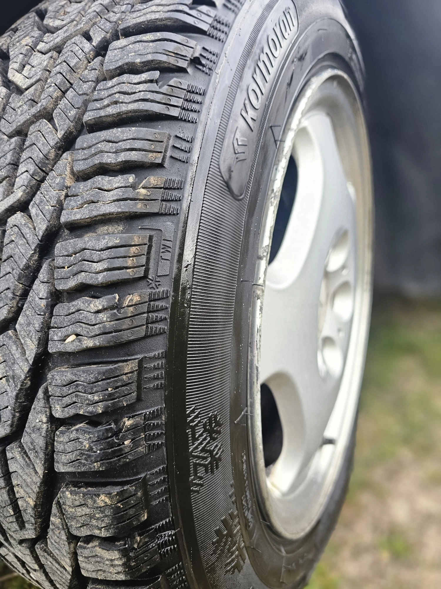 Mercedes-Benz C 220 2.2 CDI, снимка 9 - Автомобили и джипове - 53951107