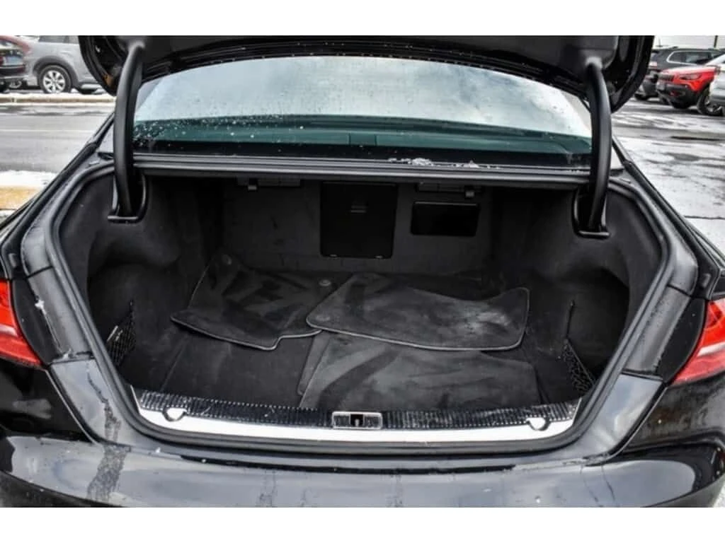 Audi A8 /HUD/360/DISTRONIC/MATRIX/B&O PREMIUM , снимка 3 - Автомобили и джипове - 53995526