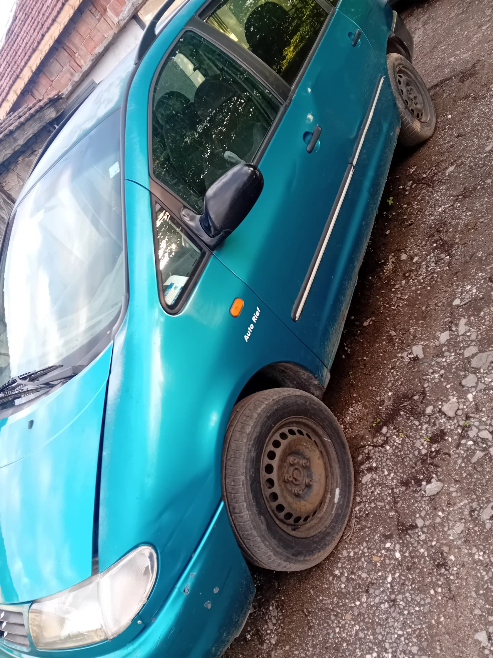 Seat Alhambra Няма, снимка 4 - Автомобили и джипове - 54034111