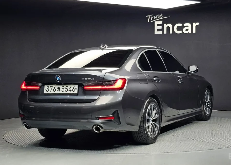 BMW 320 Memory* Подгрев* , снимка 2 - Автомобили и джипове - 54060799