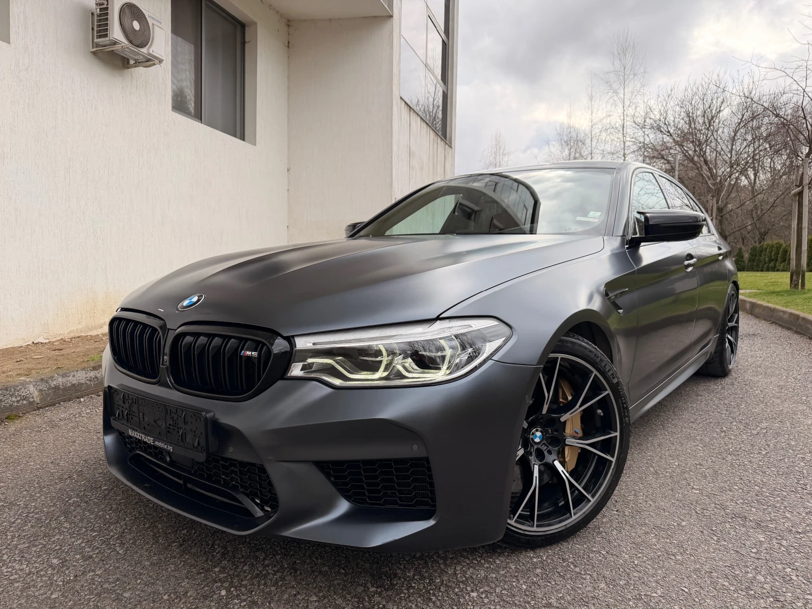 BMW M5 COMPETITION / CERAMIC BRAKES, снимка 3 - Автомобили и джипове - 54091311