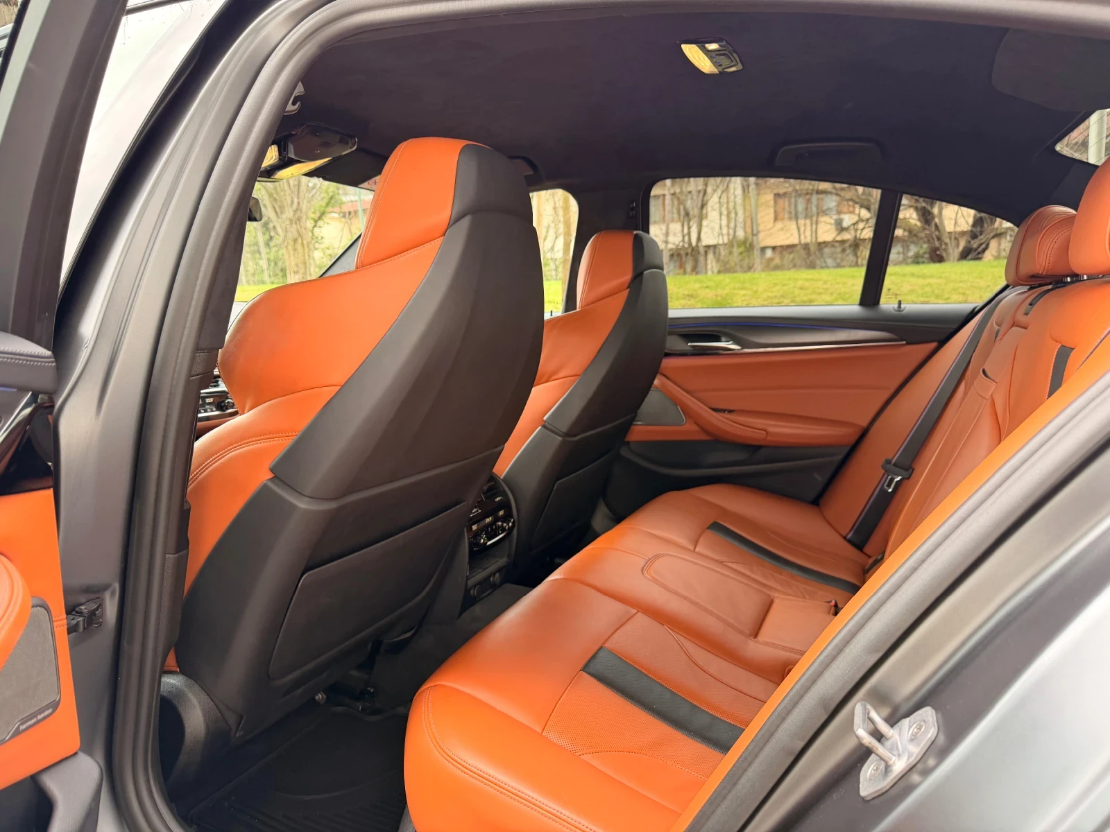 BMW M5 COMPETITION / CERAMIC BRAKES, снимка 11 - Автомобили и джипове - 54091311