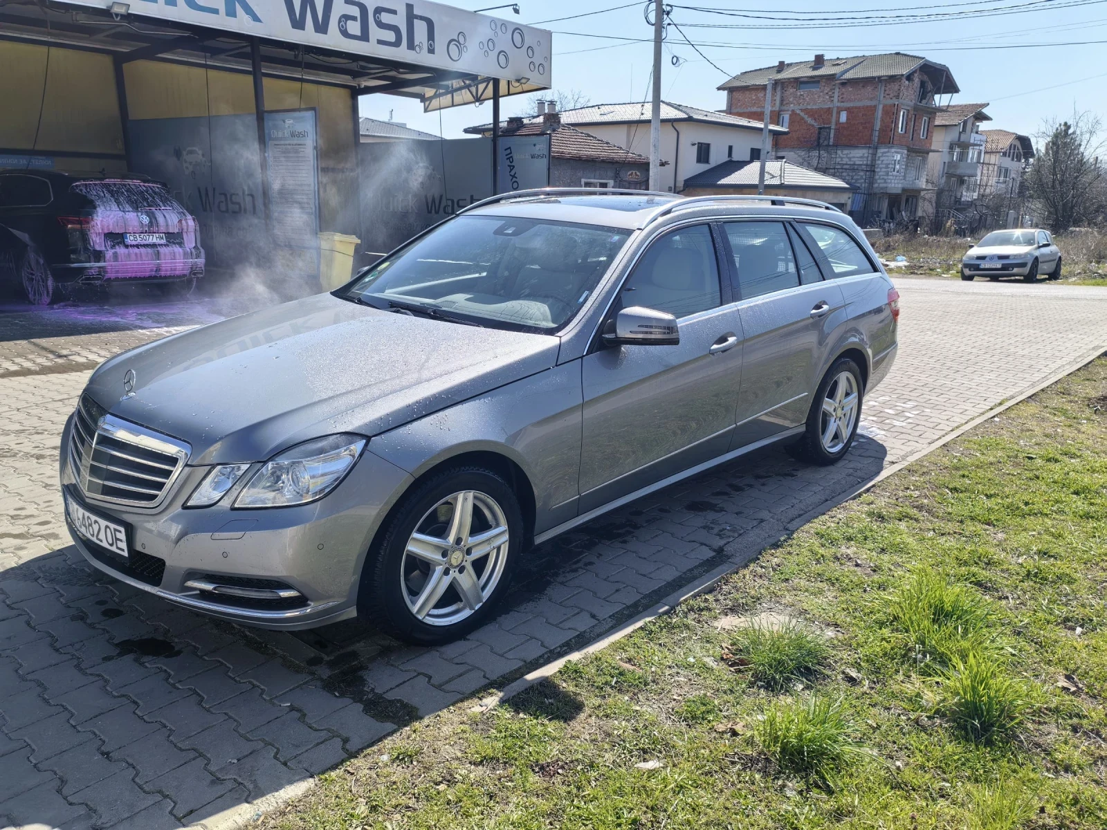 Mercedes-Benz E 300 Хибрид, снимка 3 - Автомобили и джипове - 54165214
