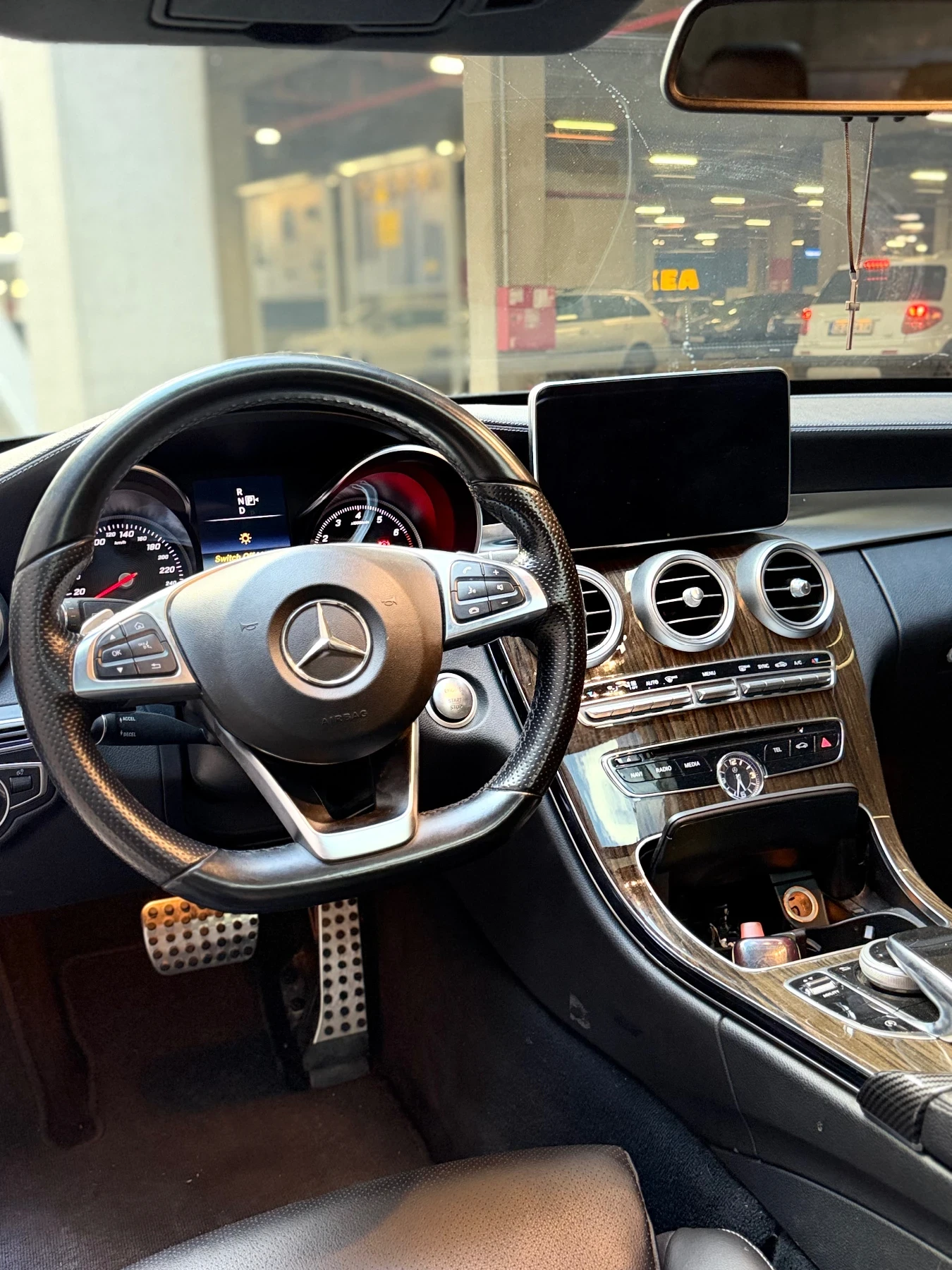 Mercedes-Benz C 300, снимка 11 - Автомобили и джипове - 54180386