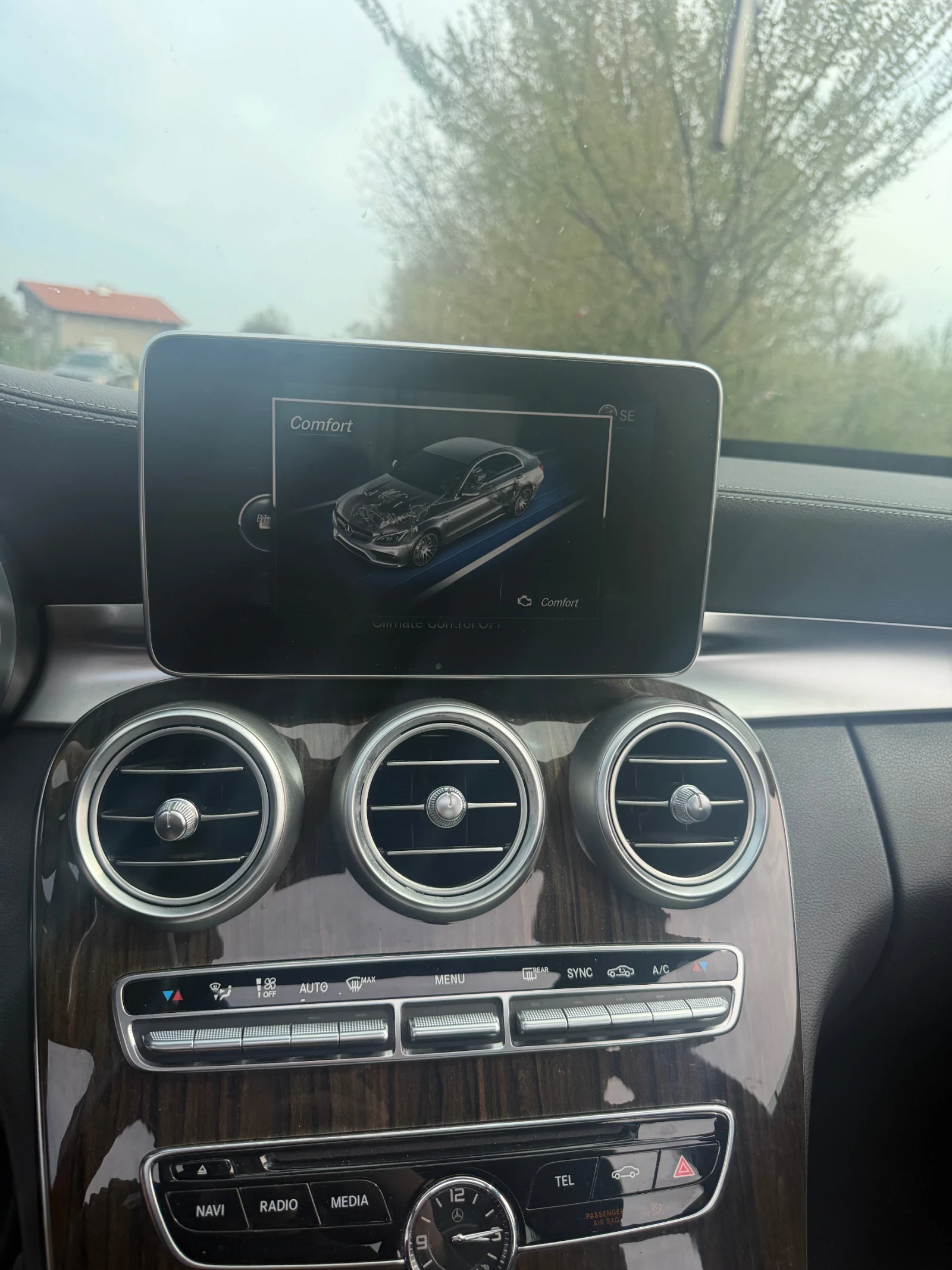 Mercedes-Benz C 300, снимка 13 - Автомобили и джипове - 54180386