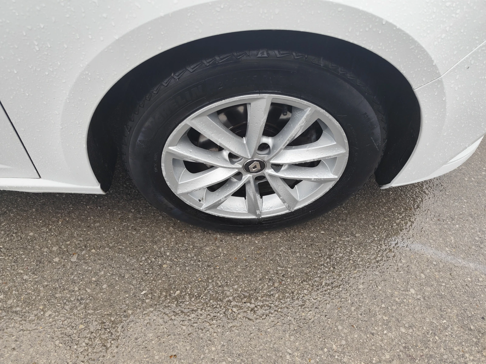 Renault Megane 1.5DCi* NAVI* LED* EURO6B* , снимка 14 - Автомобили и джипове - 54266401