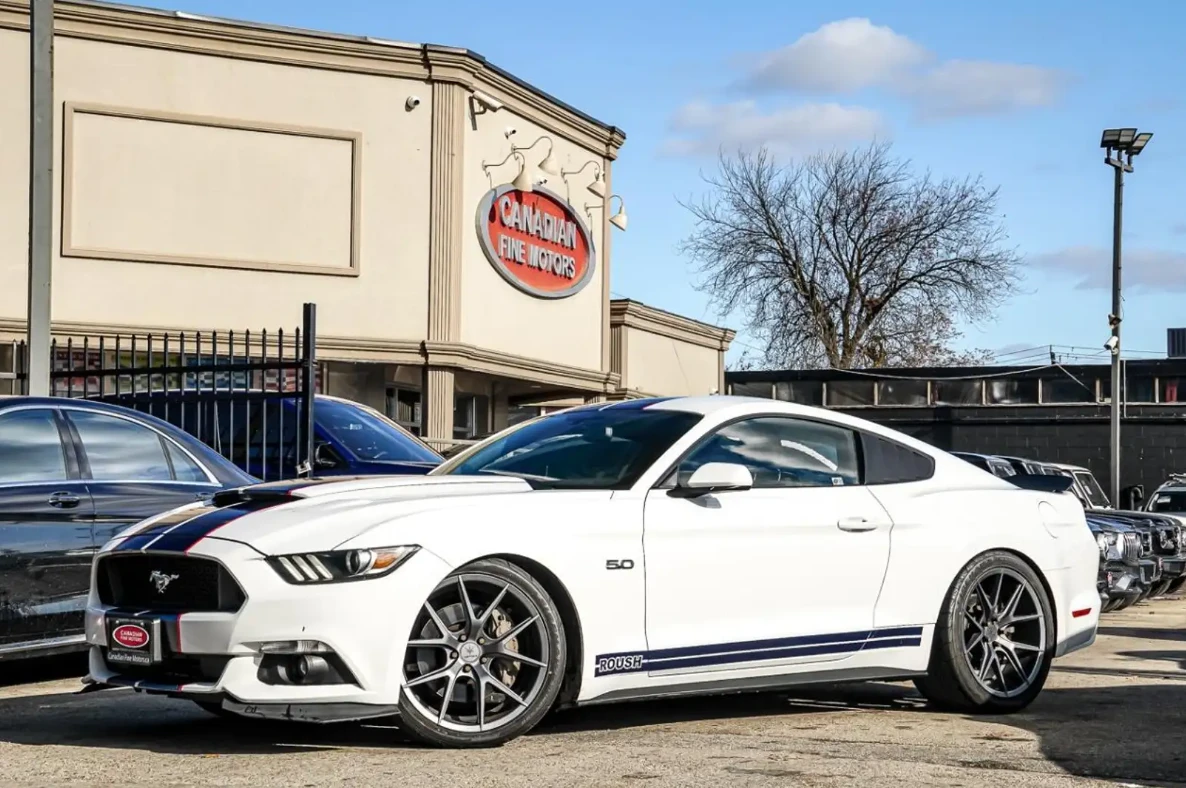 Ford Mustang GT FASTBACK 5.0 V8