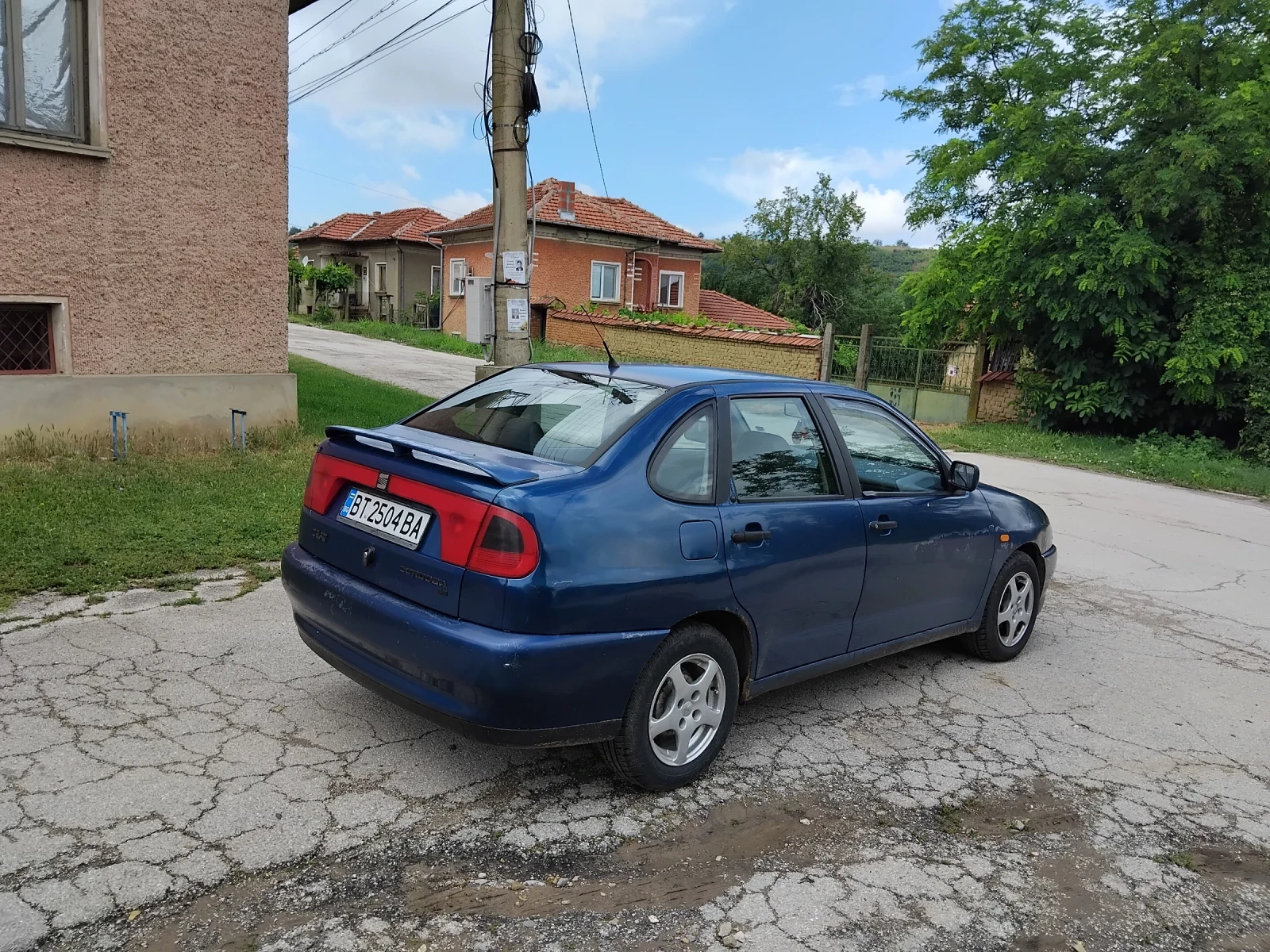 Seat Cordoba 1.9 D, снимка 9 - Автомобили и джипове - 55032776